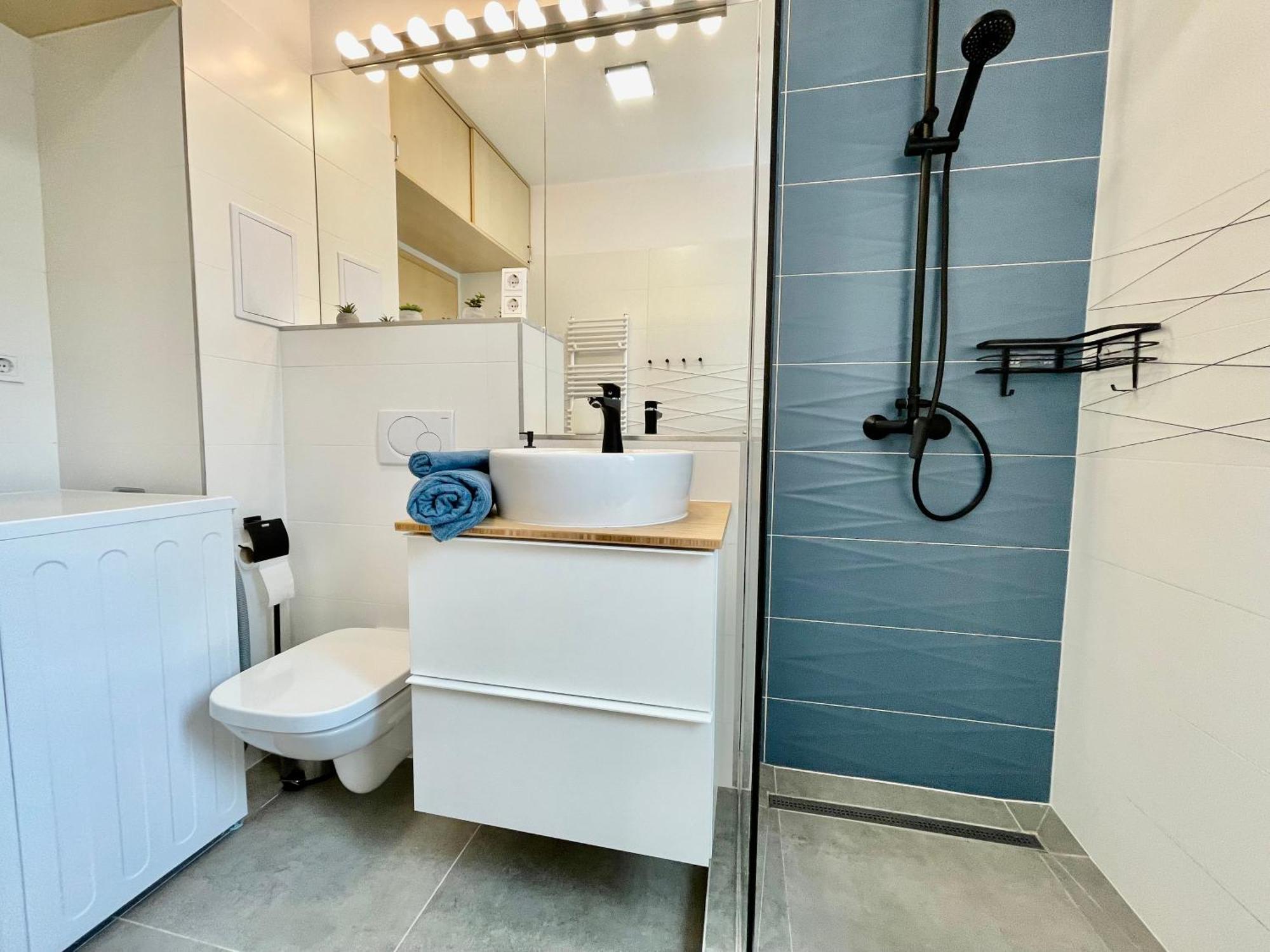 Feel Home Deluxe Corvin # Free Parking # Ac # Elevator Budapest Bagian luar foto